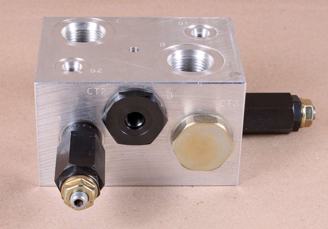 FLUID CONTROLS ­-­ 1LCXP2902-005 ­-­ VALVE