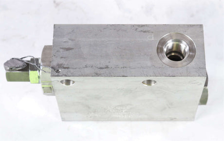FLUID CONTROLS ­-­ 1PDXP5134-002 ­-­ VALVE
