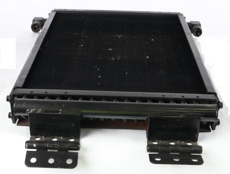 VOLVO ­-­ 2015-02121 ­-­ OIL COOLER ASSEMBLY