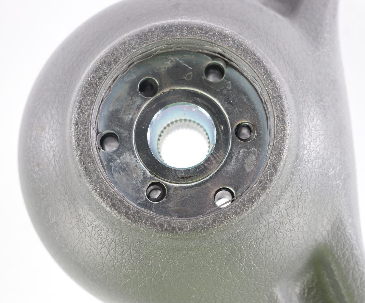 VOLVO ­-­ 2033-00470 ­-­ STEERING WHEEL