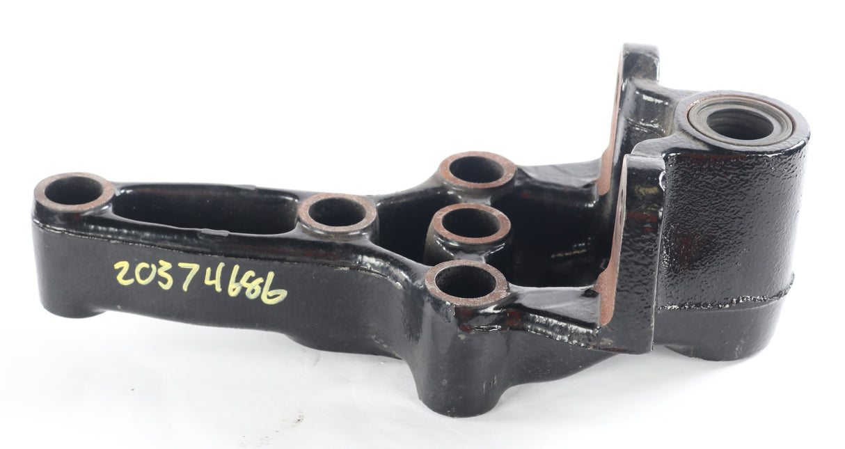 VOLVO ­-­ 20374686 ­-­ FRONT SPRING ANCHORAGE