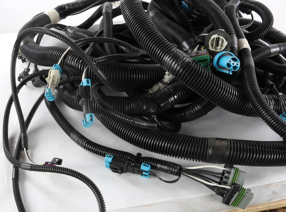 VOLVO ­-­ 20449461 ­-­ CABLE HARNESS