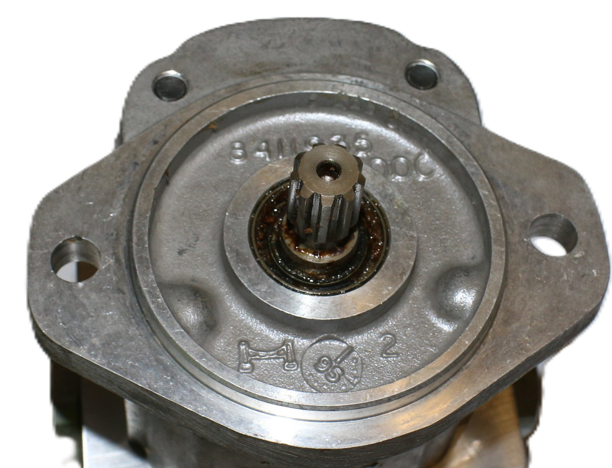 VOLVO ­-­ 2045-01020 ­-­ PUMP