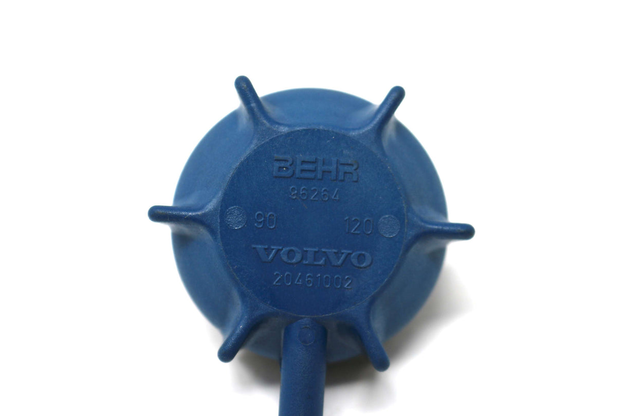 VOLVO ­-­ 20461002 ­-­ PRESSURE CAP