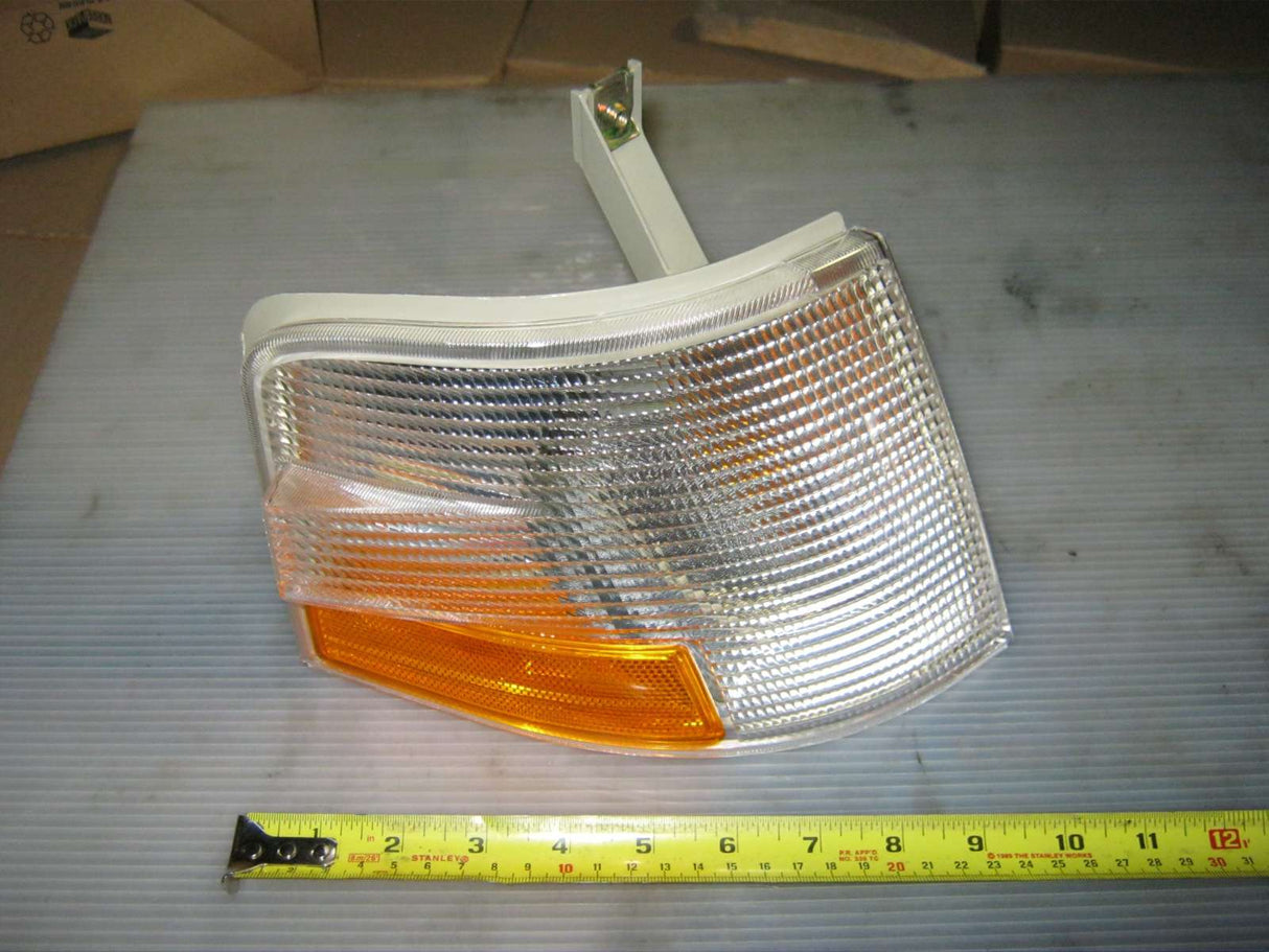 VOLVO ­-­ 20496651 ­-­ LAMP COVER