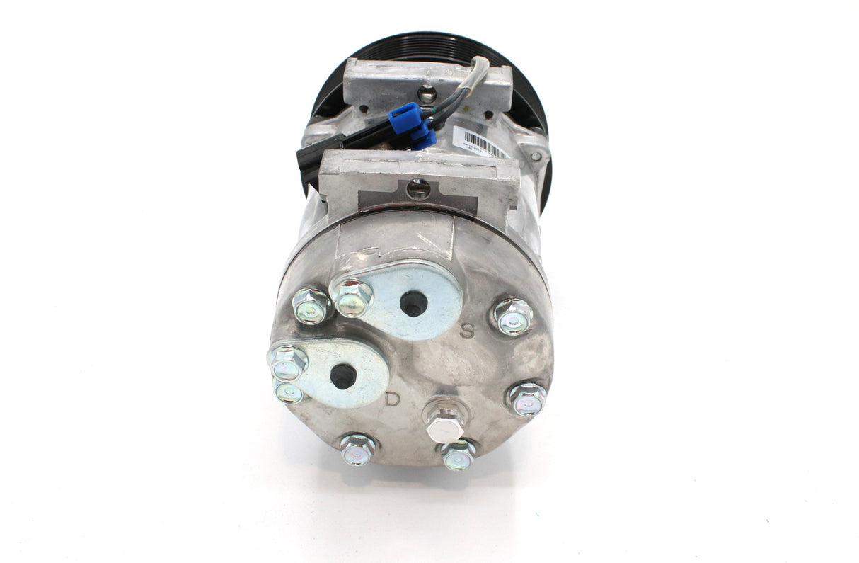 VOLVO ­-­ 20501067 ­-­ A/C COMPRESSOR