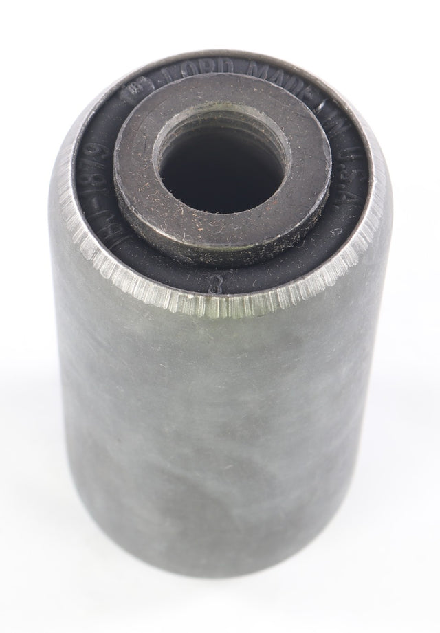 MACK ­-­ 20925014 ­-­ SPRING BUSHING