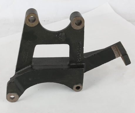 MACK ­-­ 209RD531M ­-­ A|C COMPRESSOR BRACKET
