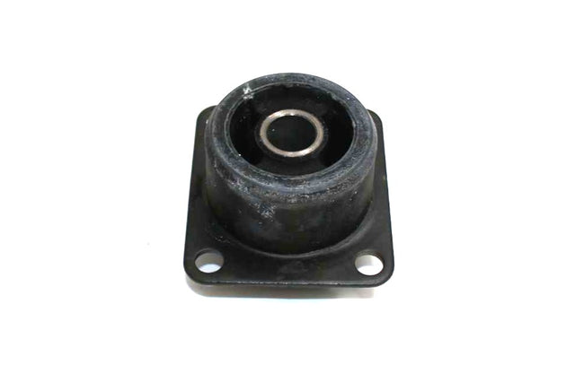 MACK ­-­ 20QL49M ­-­ ISOLATOR