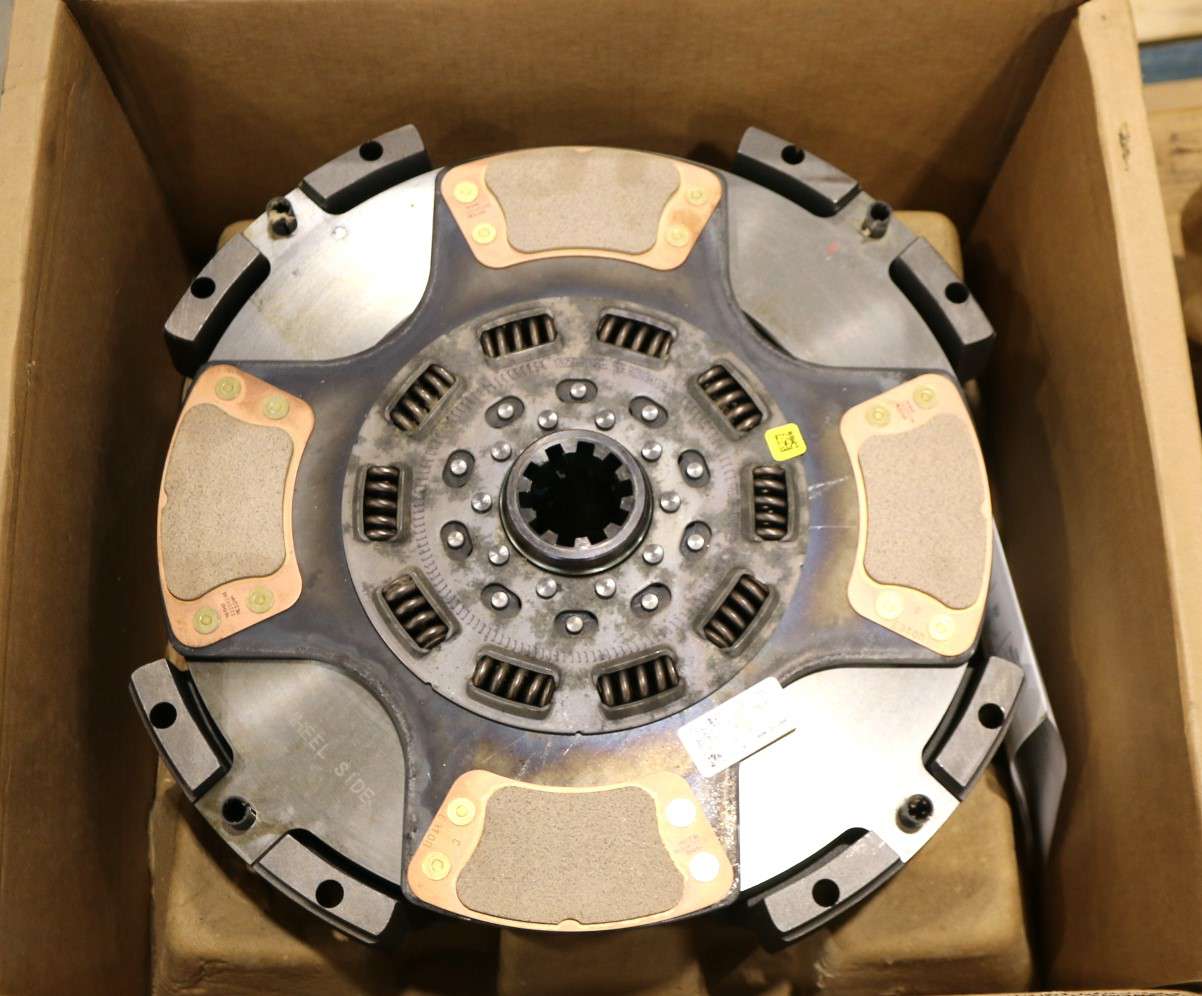 MACK ­-­ 2104-10839174MO ­-­ CLUTCH ASM