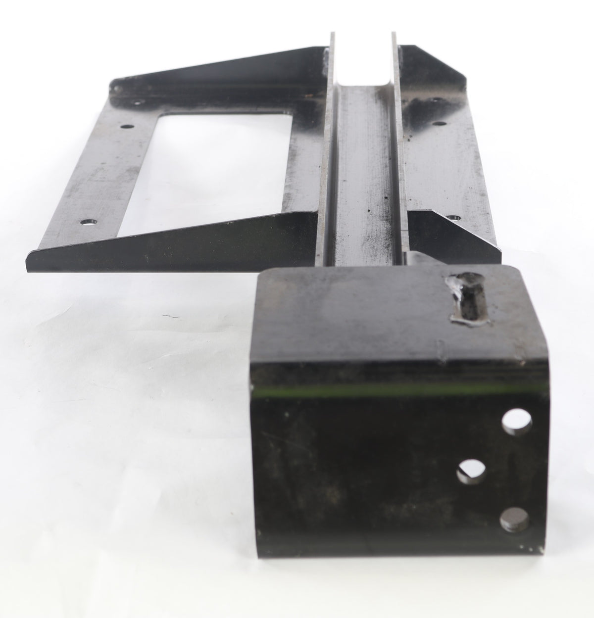 MACK - 21102349 - BRACKET