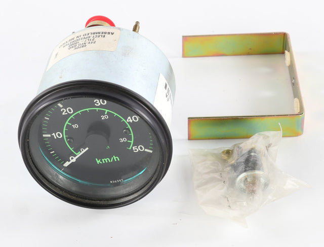 HYUNDAI ­-­ 21L7-10060 ­-­ GAUGE ELECTRIC SPEEDOMETER 24 VOLT