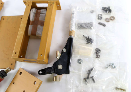 TEREX ­-­ 24100N836F1 ­-­ LEVER SWING BRAKE KIT