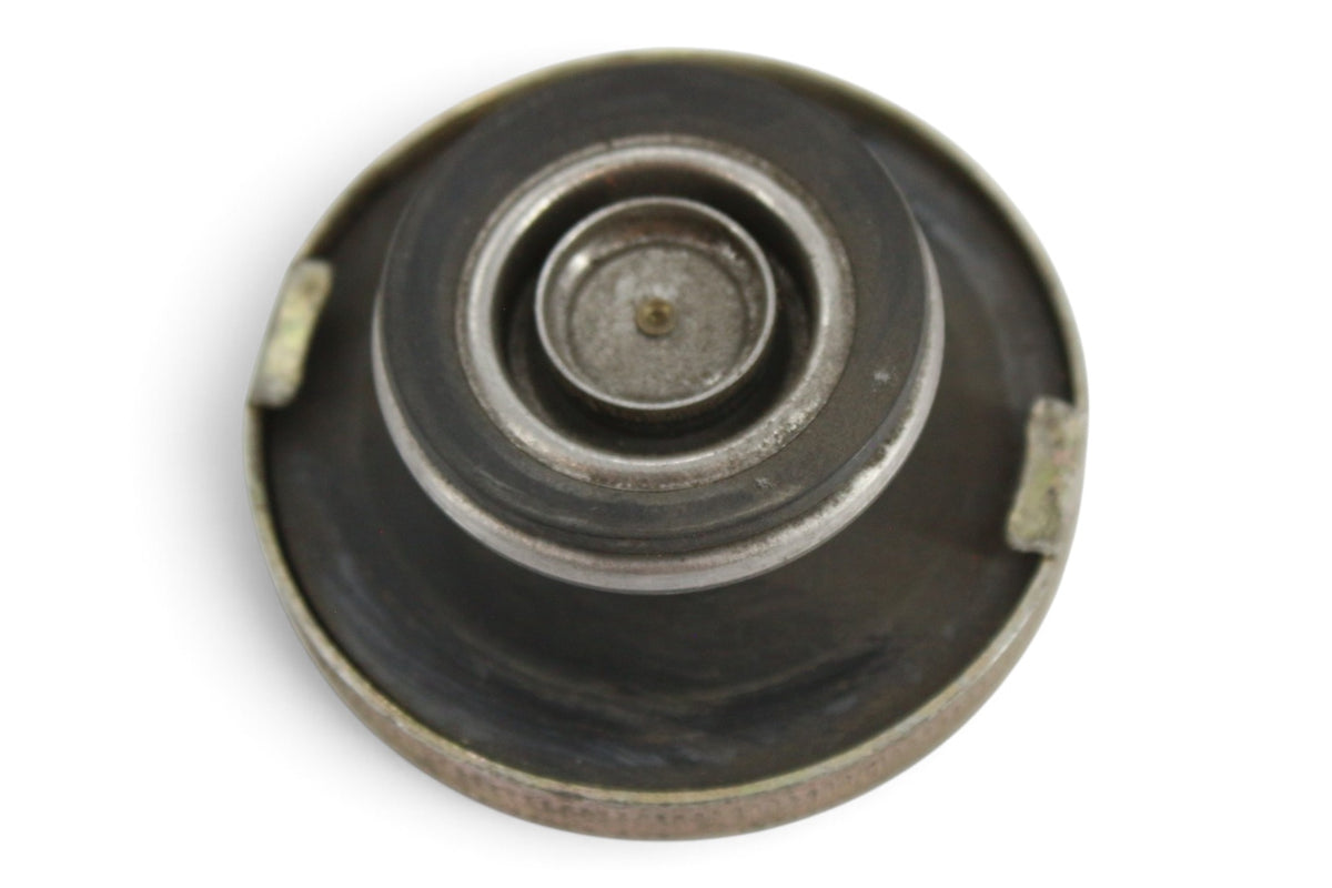 MACK ­-­ 25005579 ­-­ CAP