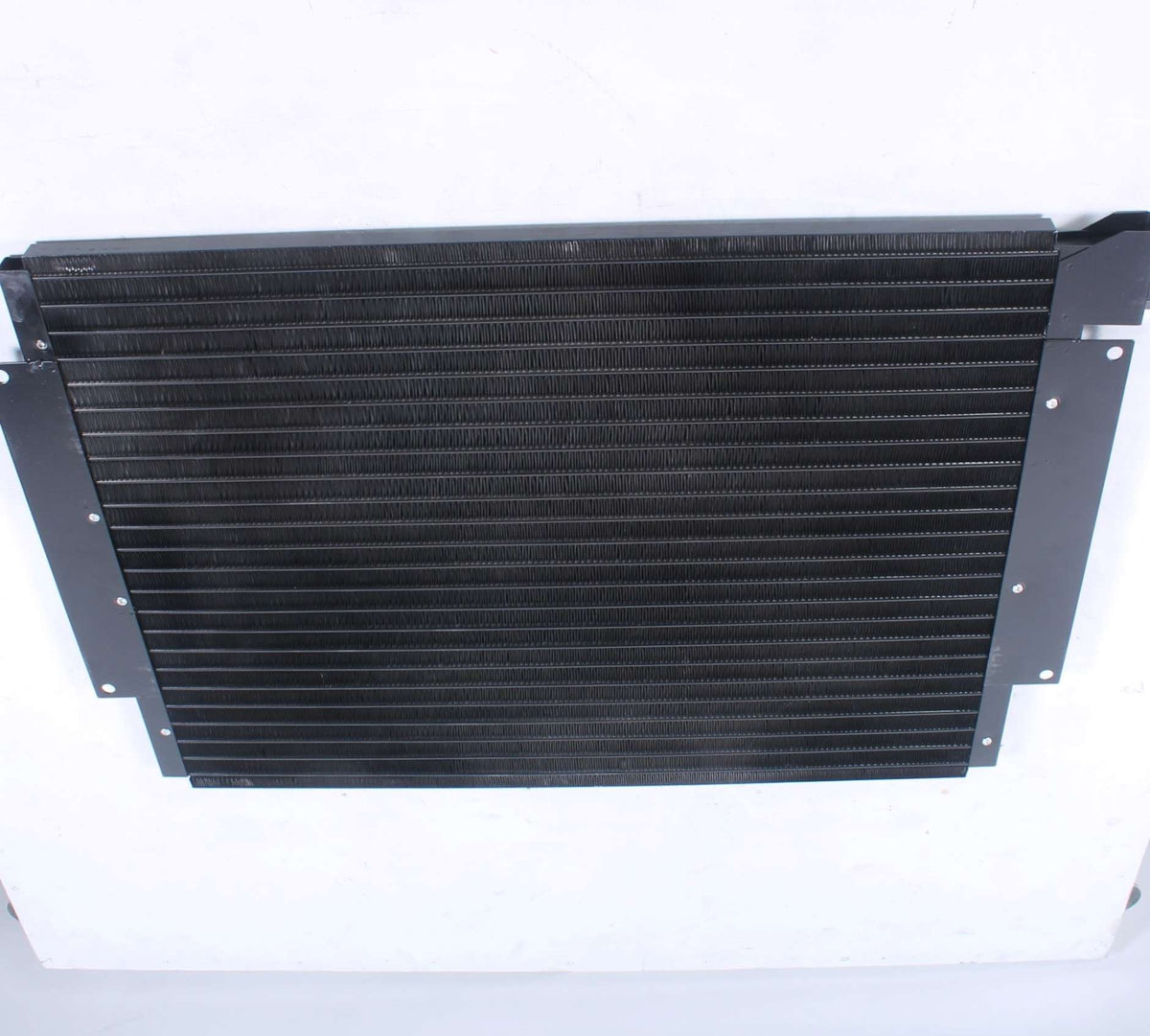 MACK ­-­ 25498661 ­-­ CONDENSER