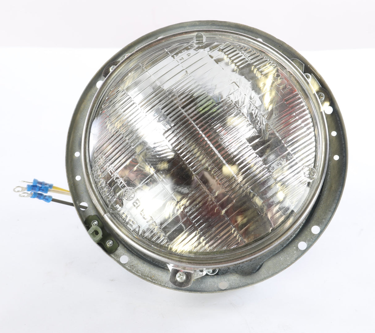 MACK ­-­ 2M046P3 ­-­ LAMP