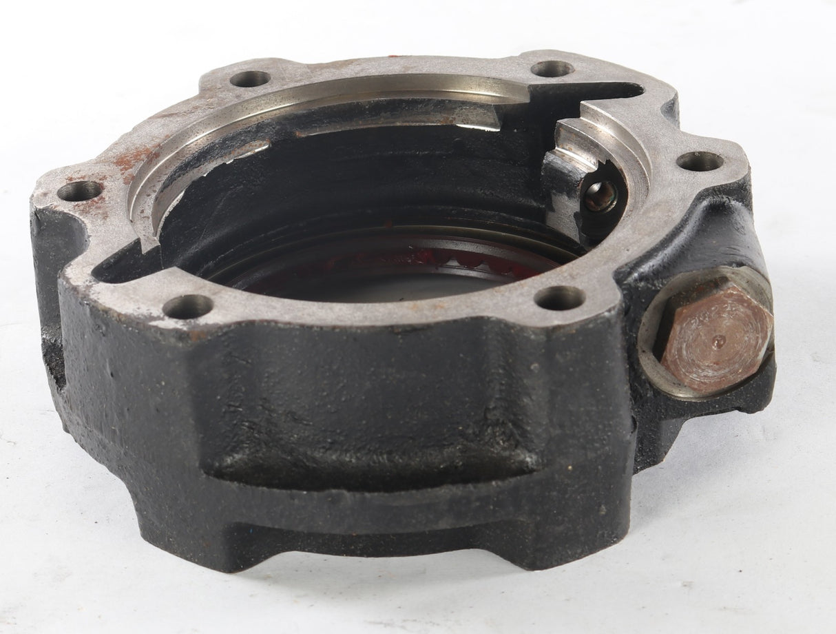 MACK ­-­ 3088-S1565 ­-­ REAR BRG COVER ASM