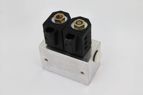 HYUNDAI ­-­ 31N6-20050 ­-­ VALVE ASM-SOLENOID 2