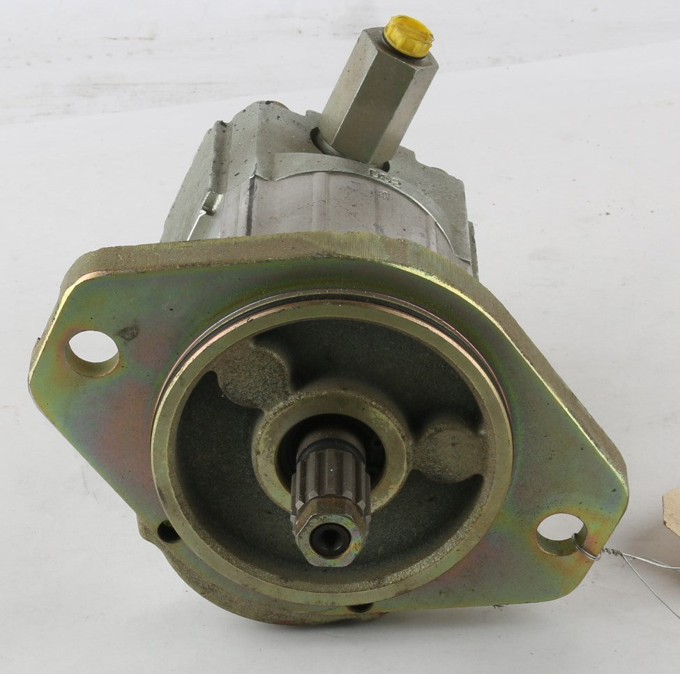 DYNAPAC ­-­ 378714 ­-­ STEERING PUMP