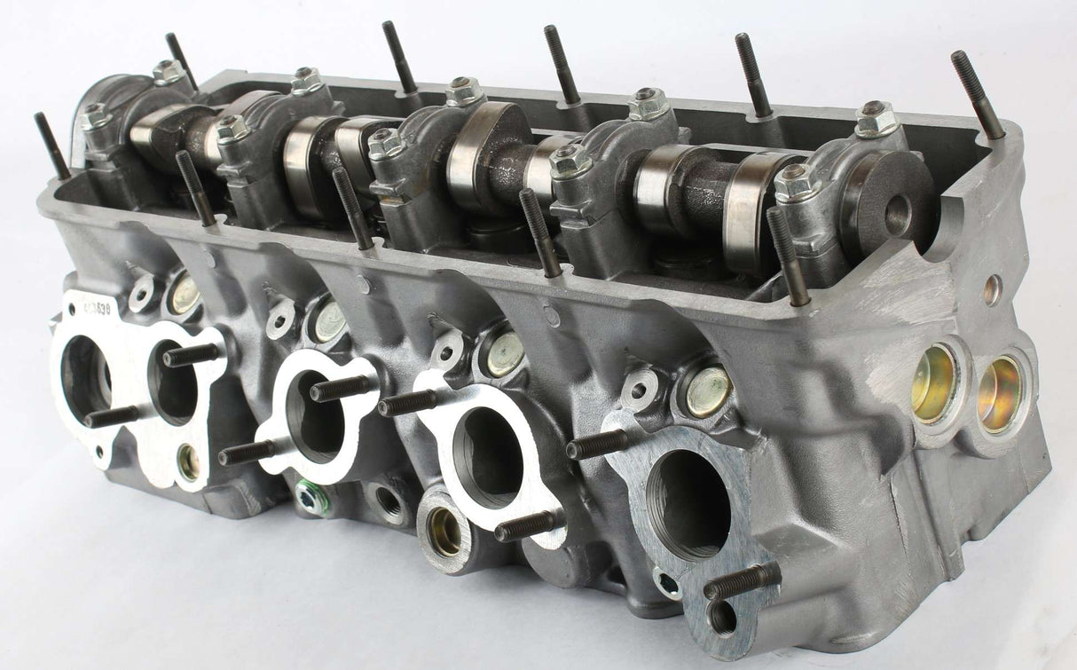 VOLVO PENTA ­-­ 3803025 ­-­ CYLINDER HEAD