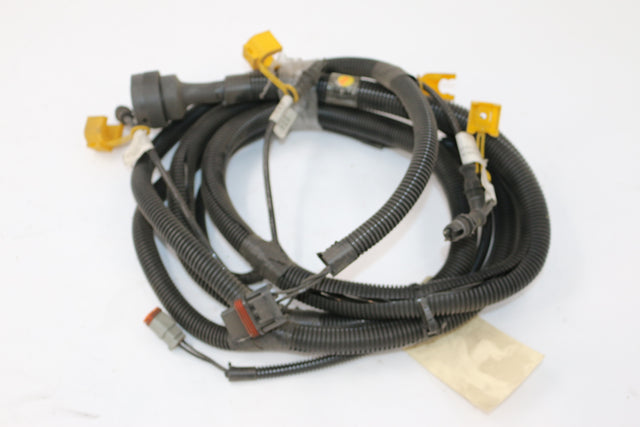 VOLVO ­-­ 3975909 ­-­ CABLE HARNESS