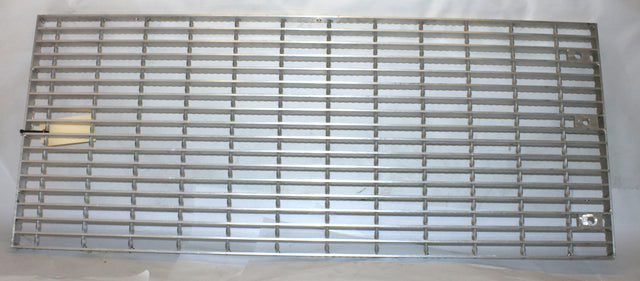 MACK ­-­ 39QL4157M2 ­-­ TREAD PLATE