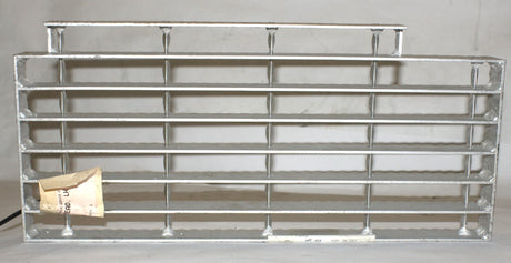 MACK ­-­ 39QL4199 ­-­ PLATE-TREAD  LH