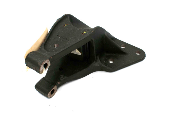 MACK ­-­ 4000-58661001 ­-­ FRAME HANGER ASM