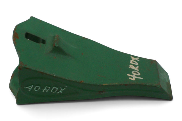 ESCO ­-­ 40RDX ­-­ BUCKET TOOTH - BB CONICAL