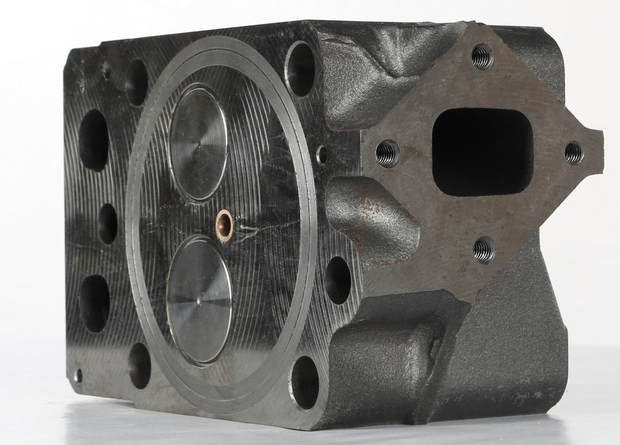 VOLVO ­-­ 467870 ­-­ CYLINDER HEAD