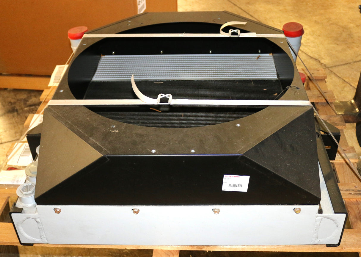 DYNAPAC ­-­ 4700385172 ­-­ RADIATOR