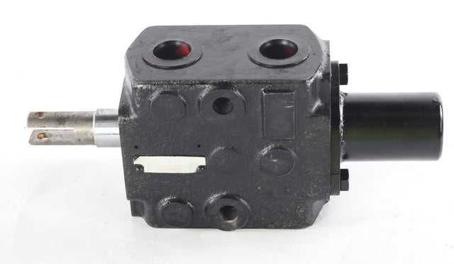 VOLVO ­-­ 4780754 ­-­ HYDRAULIC VALVE