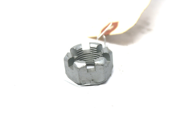 BOBCAT ­-­ 4D12 ­-­ NUT