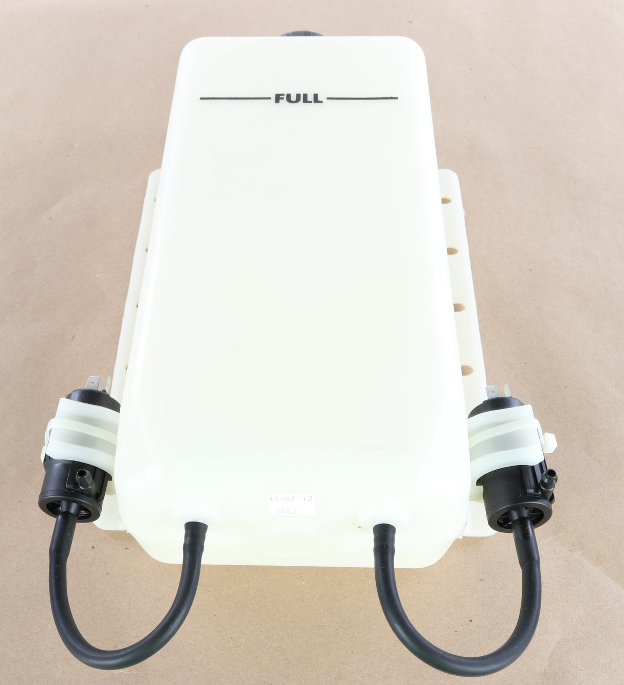 VOLVO ­-­ 53005 ­-­ TANKDOUBLE PUMPWINDOW WASHER