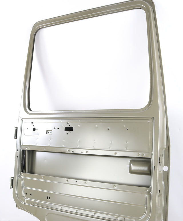 VOLVO ­-­ 5600588576 ­-­ DOOR SHELL