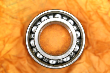 SKF ­-­ 6210 ­-­ BALL BEARING: DEEP GROOVE RADIAL 90mm OD