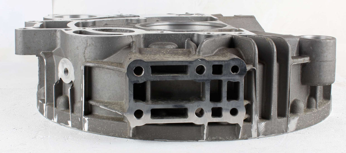 MACK ­-­ 634GC5330M ­-­ FLYWHEEL HOUSING - ALUMINUM (DIE CAST)