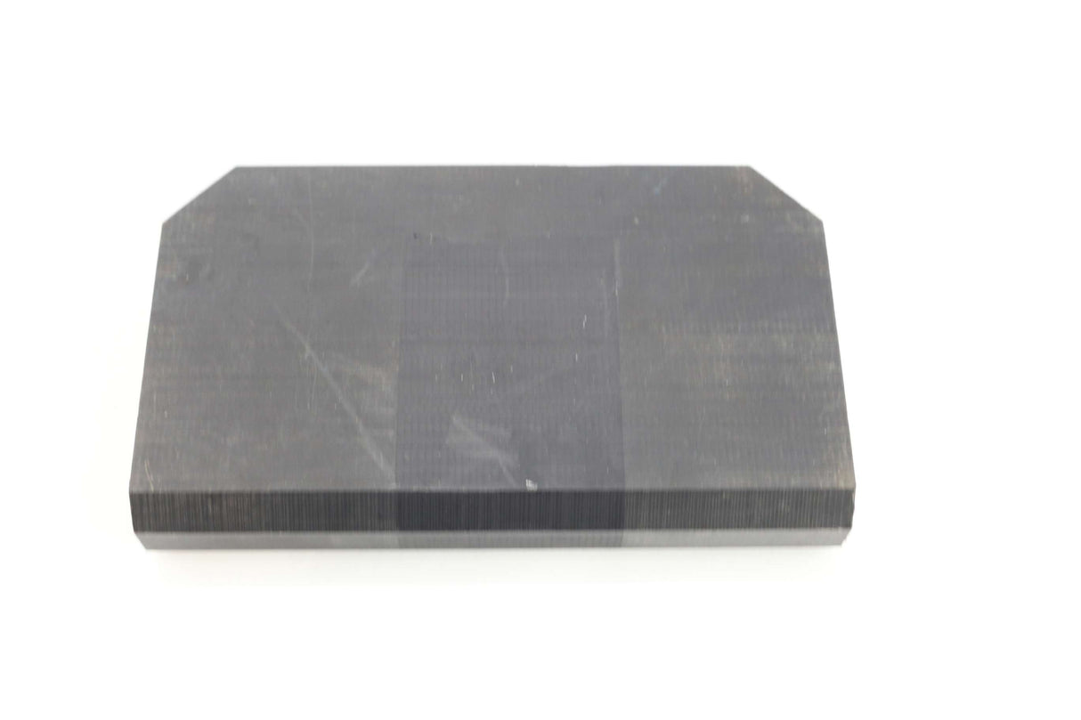 MANLIFT GROVE ­-­ 6671000967 ­-­ PAD LOWER FRONT WEAR