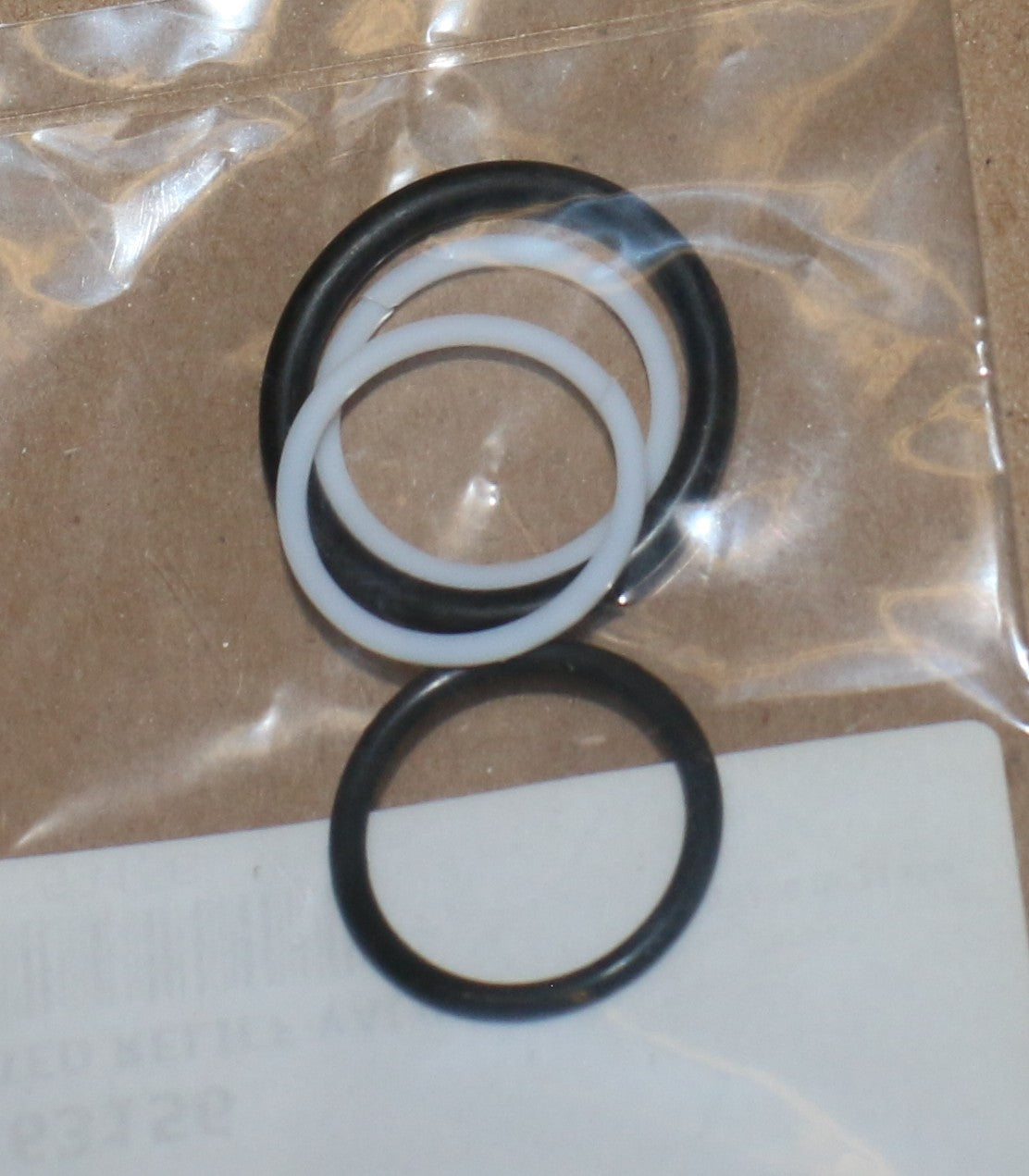 BOBCAT ­-­ 6675903 ­-­ SEAL KIT