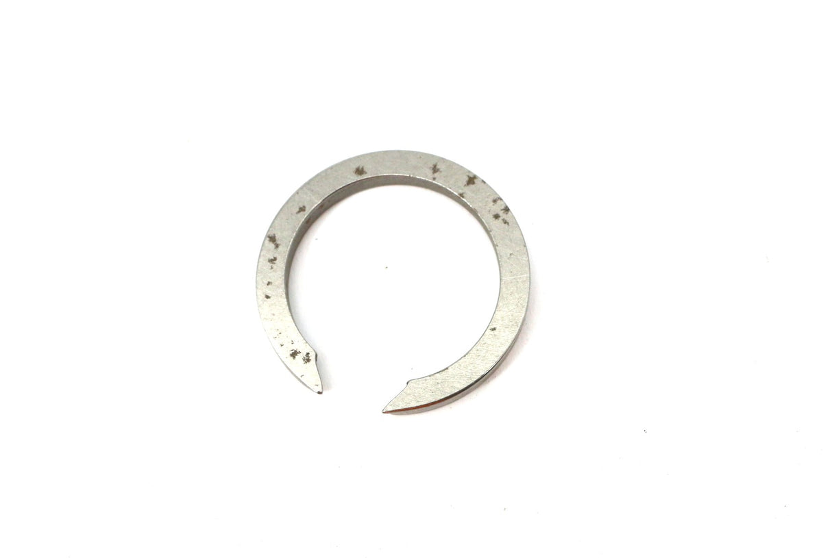BOBCAT ­-­ 6679797 ­-­ RING  RETAINING