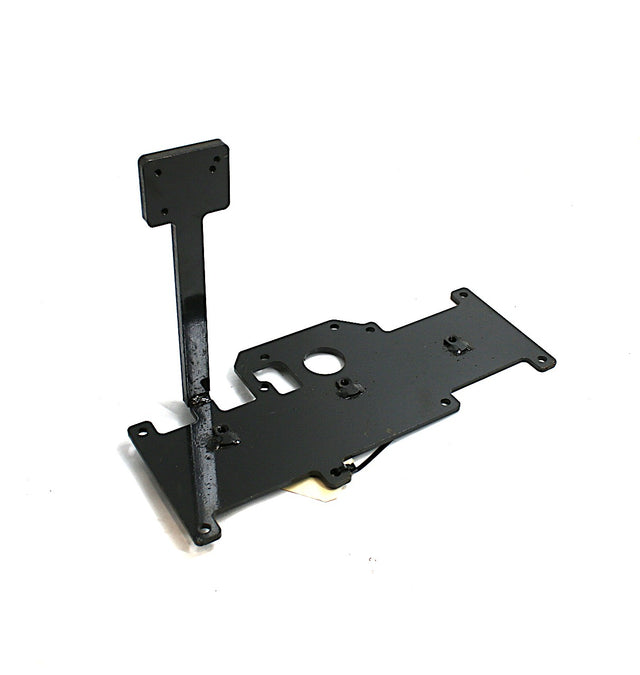 BOBCAT ­-­ 6735412 ­-­ BRACKET