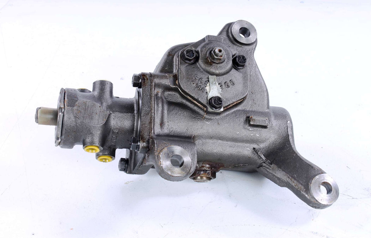 SAGINAW STEERING GEAR ­-­ 7802018 ­-­ STEERING GEAR