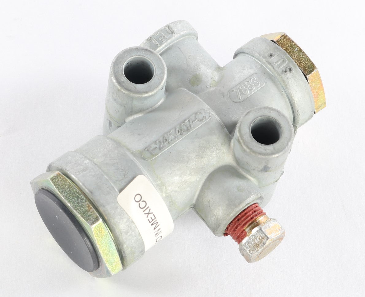 BENDIX - 800141 - RV-3 PRESSURE REDUCING VALVE – Iron Wing Parts