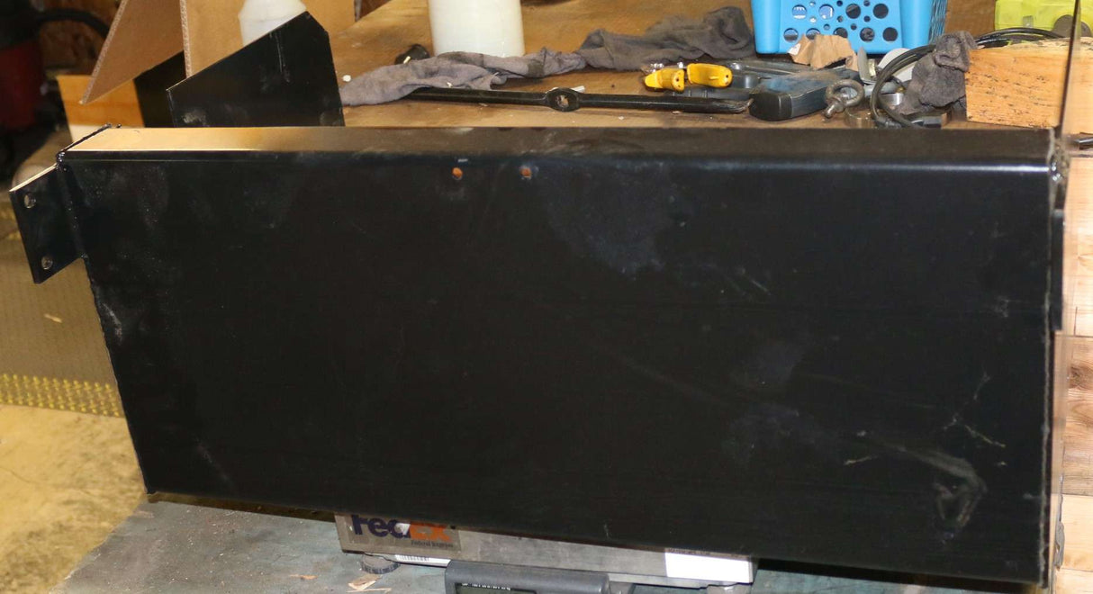 AUTOCAR ­-­ 81226-0088 ­-­ TRAY_BATTERY BOX