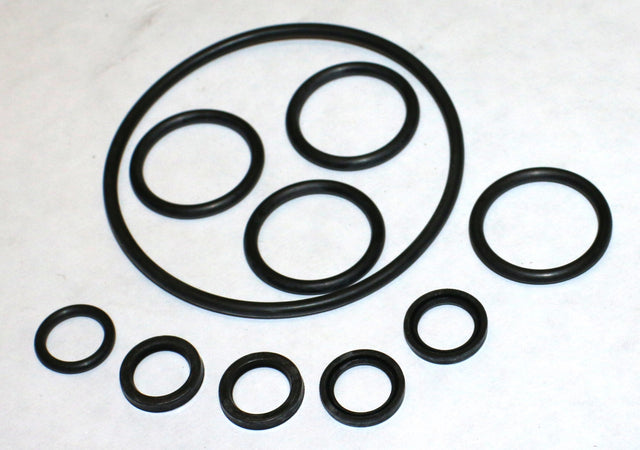 VOLVO ­-­ 8130-00560 ­-­ SEAL KIT  RCV OLD# 8048009401