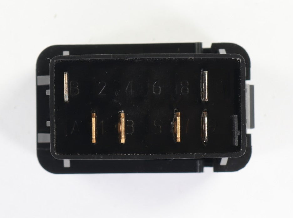 VOLVO ­-­ 8144321 ­-­ SWITCH