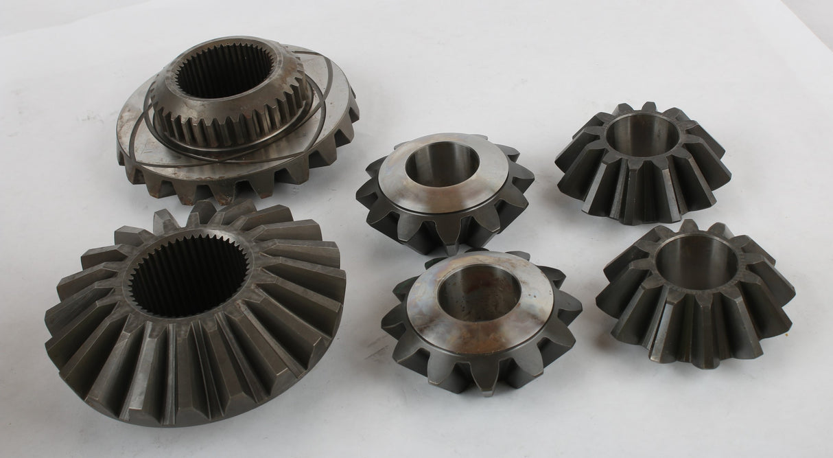 DANA SPICER ­-­ 816208 ­-­ GEAR KIT
