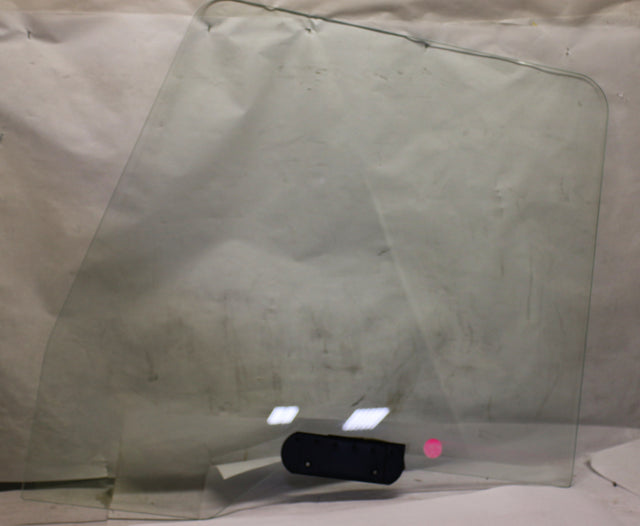 MACK ­-­ 82178435 ­-­ GLASS