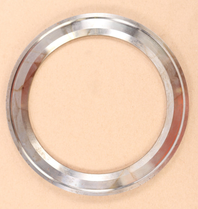 VOLVO ­-­ 8230-35590 ­-­ SPACER