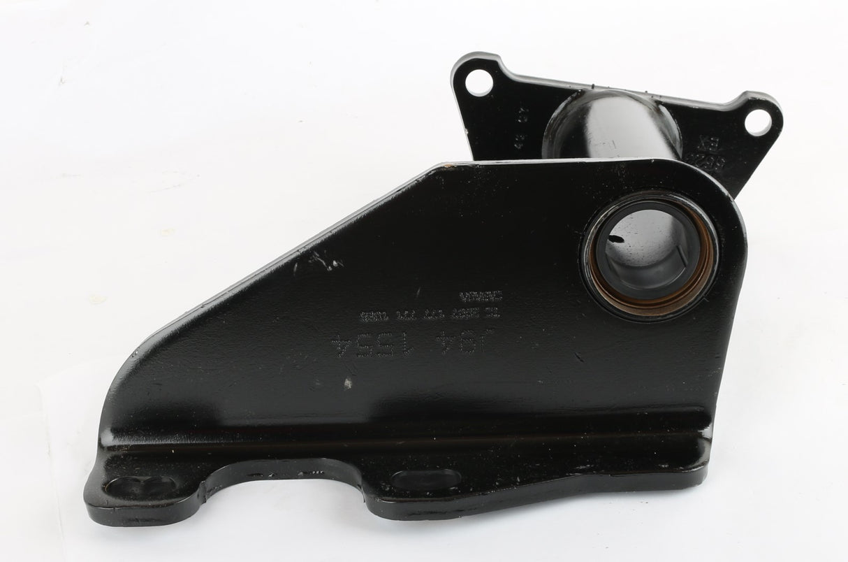 MACK ­-­ 8235-J943299T1554 ­-­ AIR BRAKE CHAMBER BRACKET